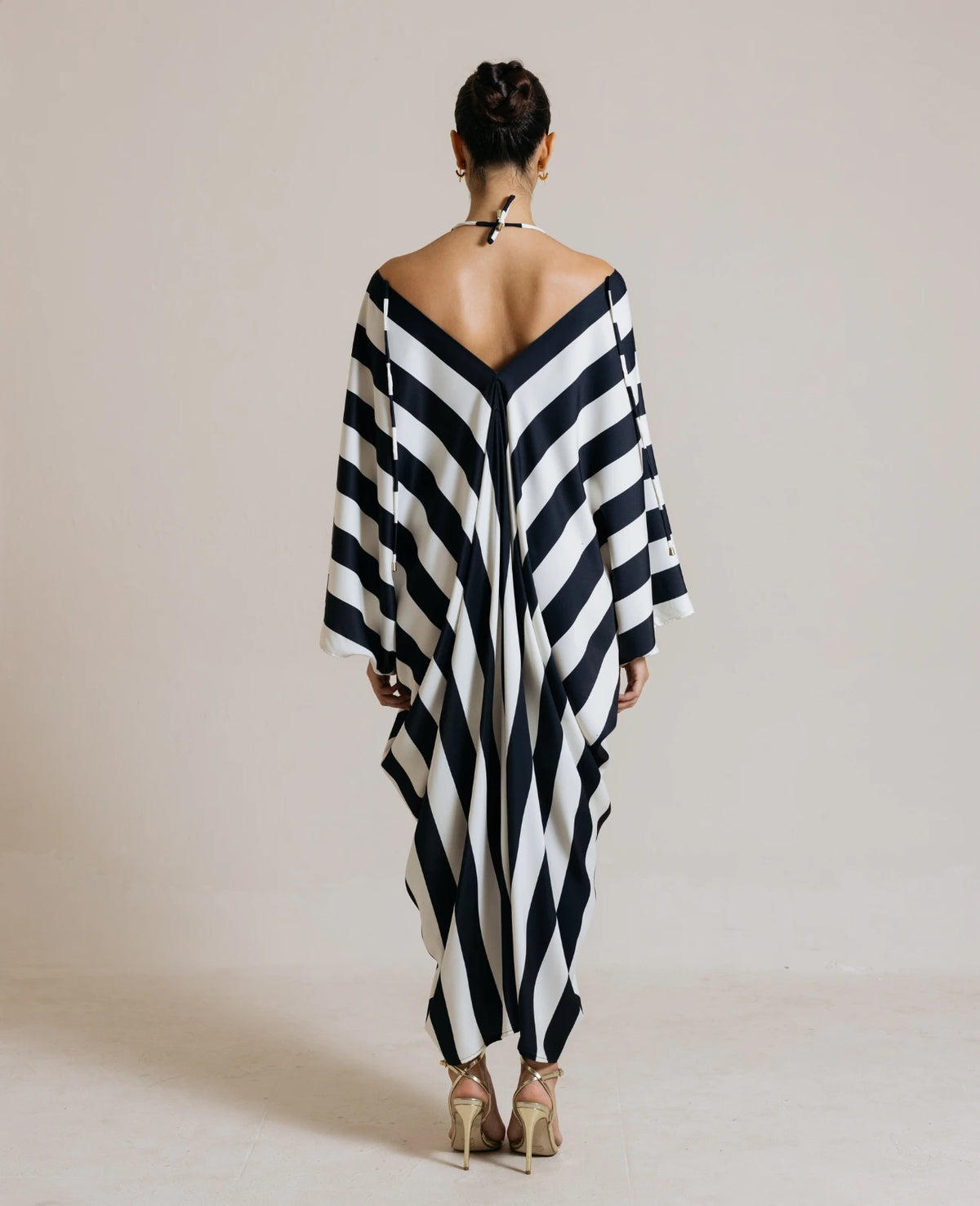 Luna Kaftan (Black Stripe)