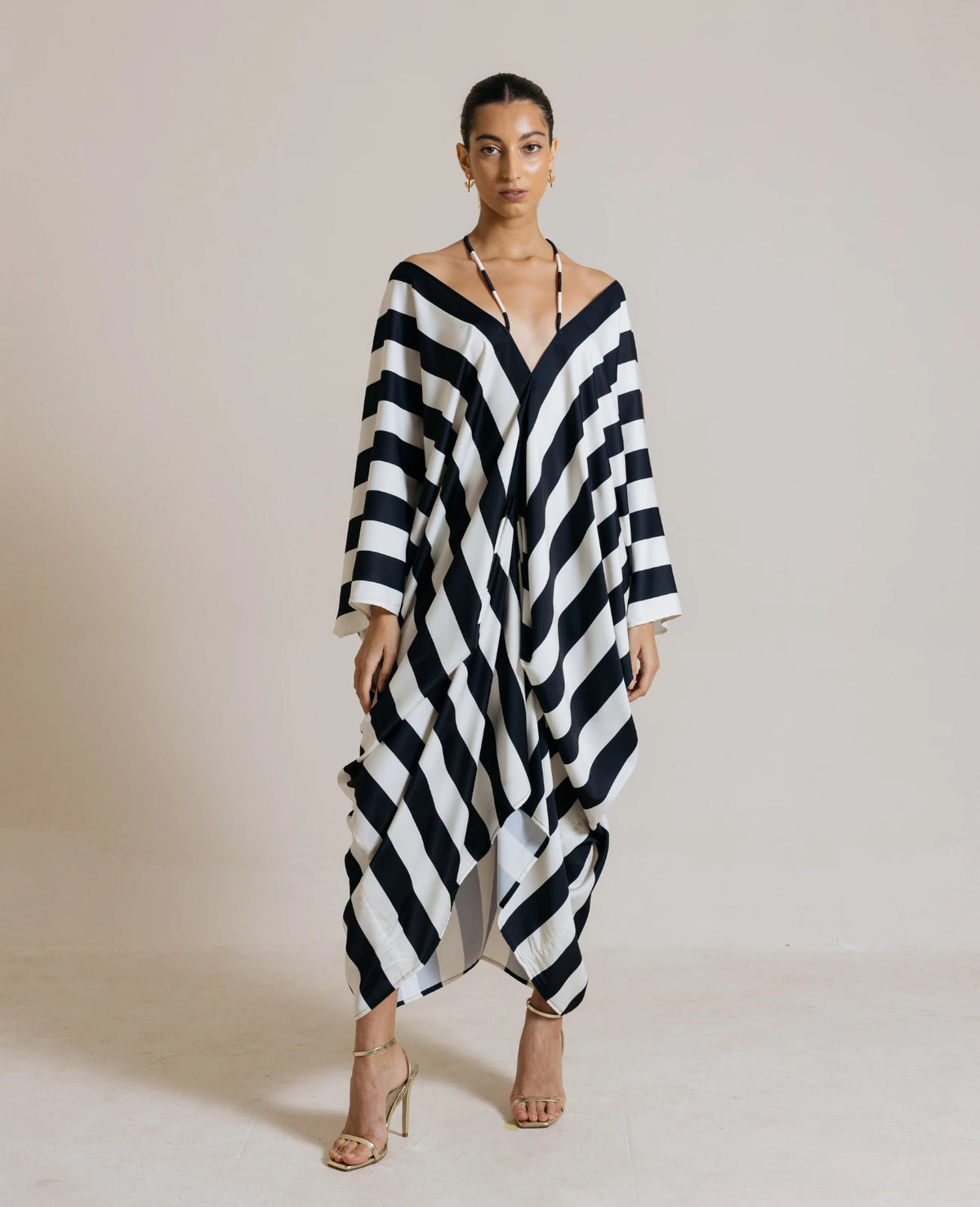 Luna Kaftan (Black Stripe)